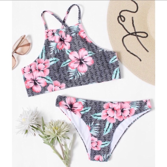 Other - Tropical Hawaiian Floral Halter Bikini Set